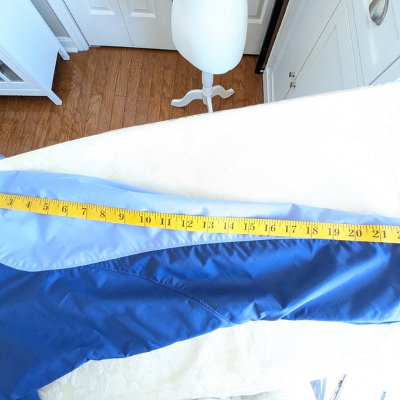 Columbia Women's Jacket - size small - Picture 8 of 10